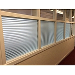 Витражная самоклеющаяся статическая пленка Film с 3D-эффектом P040, рулон 2х0,9 м